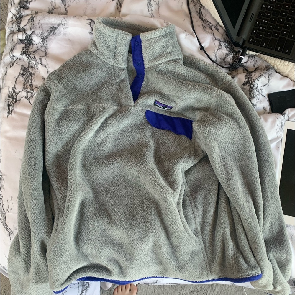 Patagonia sweatshirt
